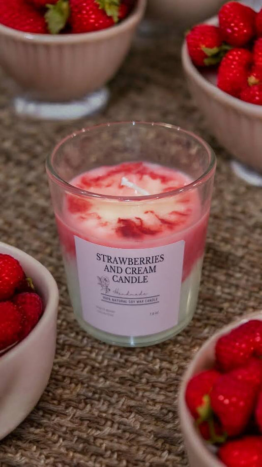 Strawberries and Cream 7 oz Candle